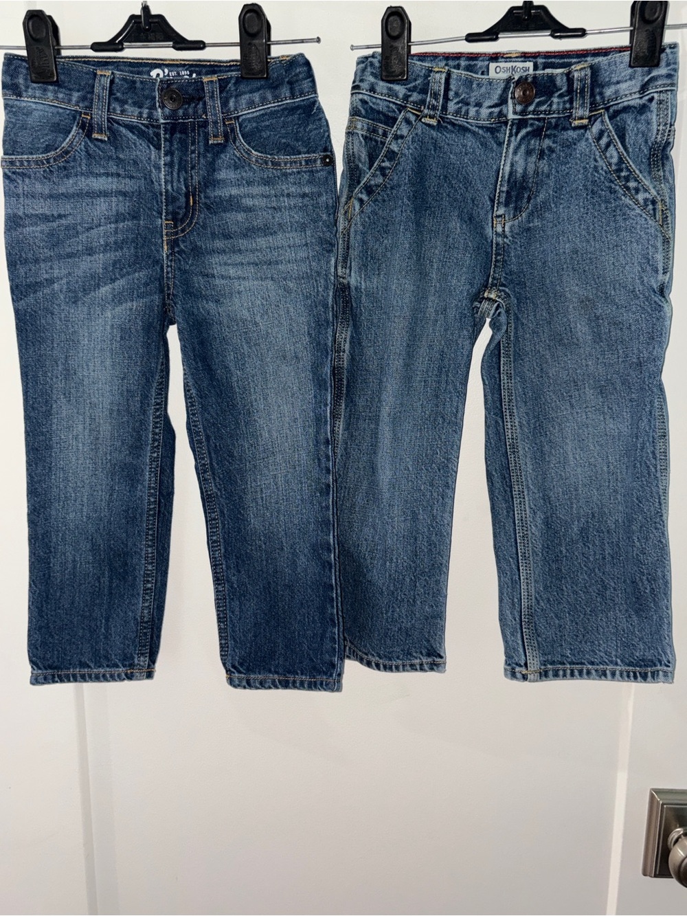NWOT boy's 3T Oshkosh B'Gosh jeans bundle